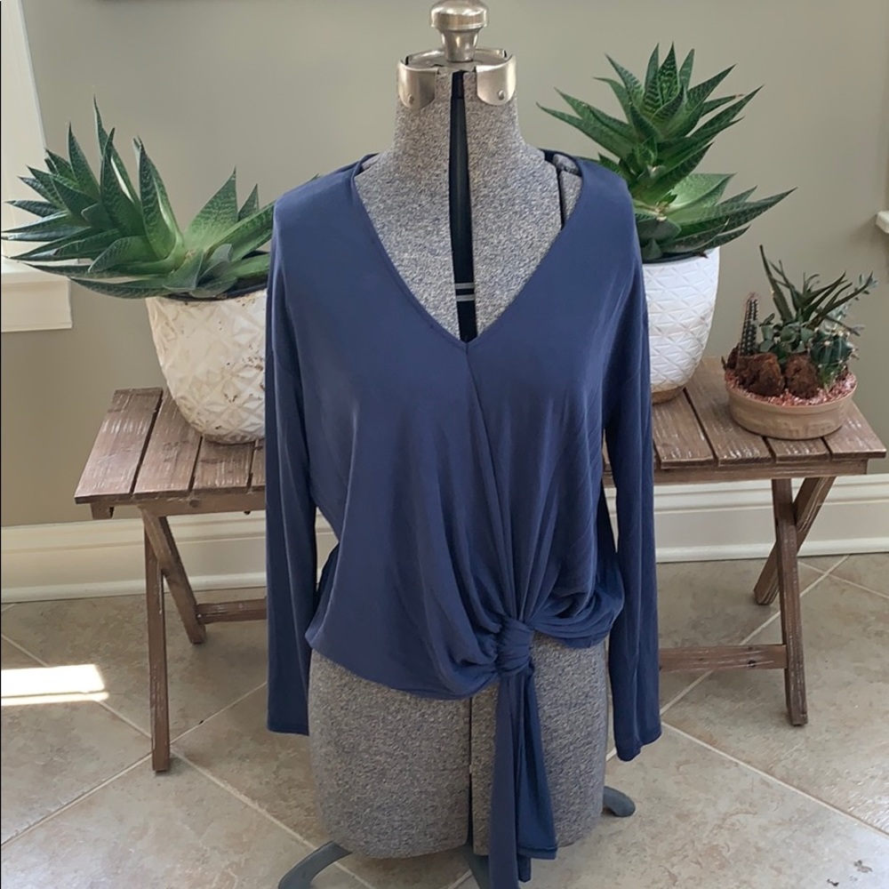 ASTR Deep blue asymmetrical blouse sz S